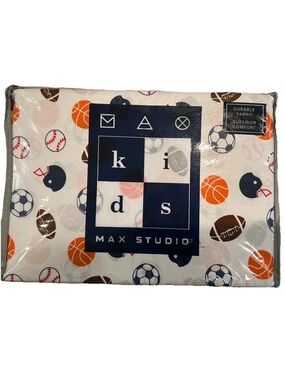 Max Studio Kids Sports Full Sheet Set- football baskztball soccer 4 pc